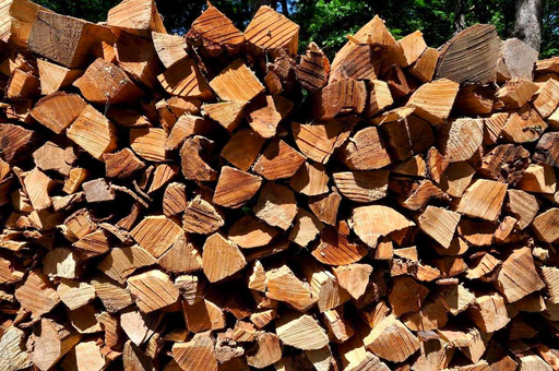 Wilber Construction provides firewood and land clearing services.